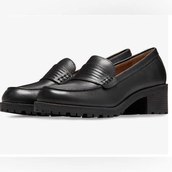 Eastland Women’s Black Loafers - Picture 2 of 10